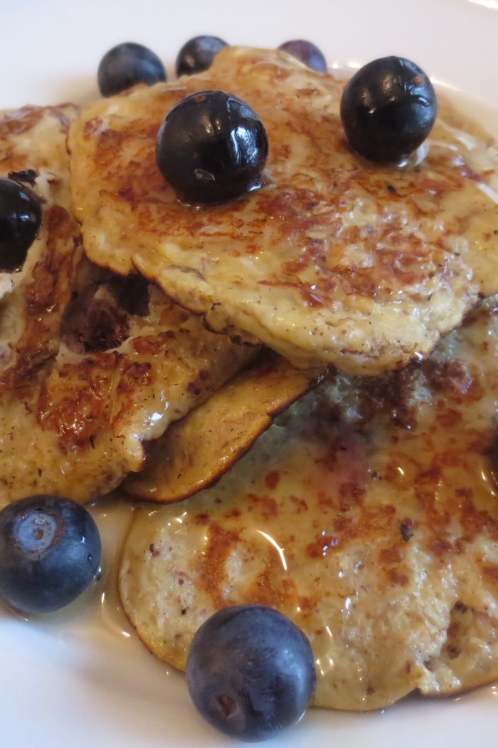 Flowerless, Delicious, and Fast Good Morning Pancakes!