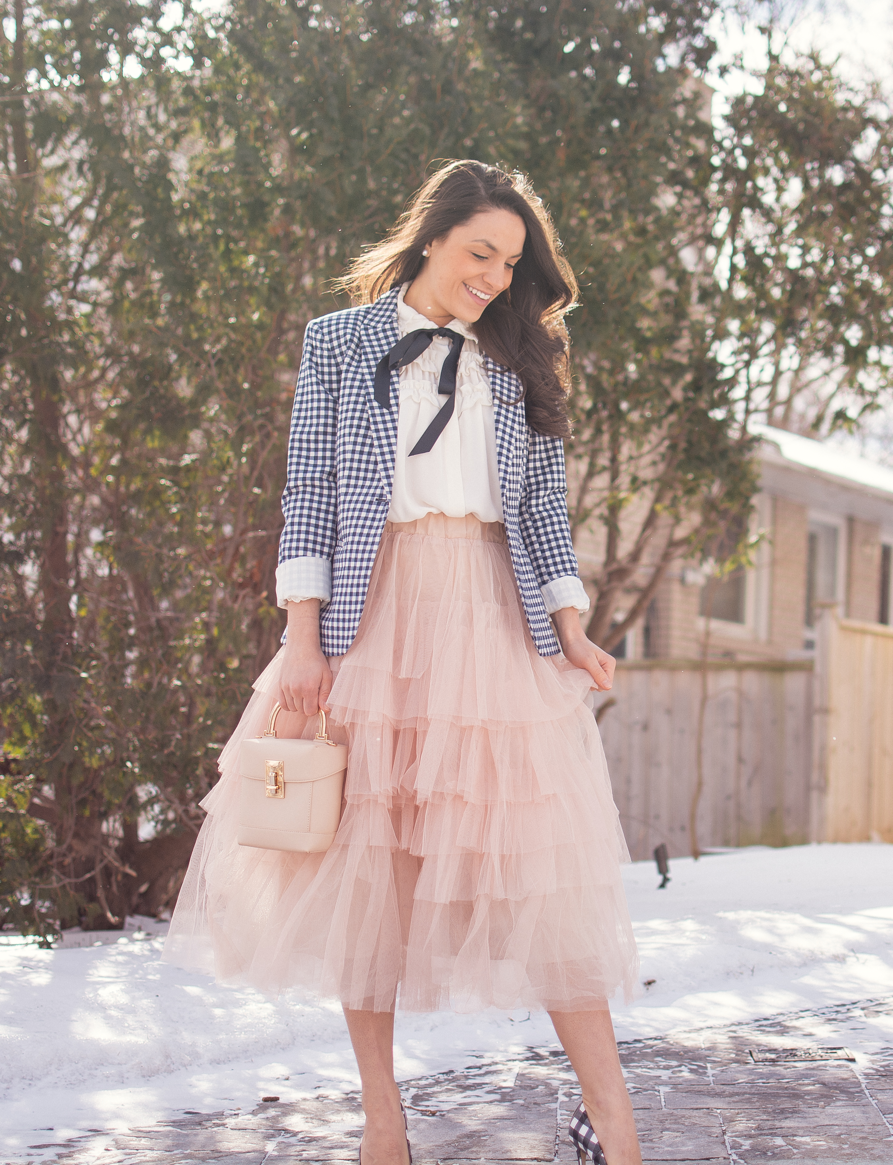 How to Wear a Tulle Skirt | The Pink Brunette | Tulle Skirts | How to Style Tulle skirts | Gingham Blazer 