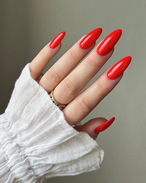 red nails, red nails acrylic, red nails ideas, red nails designs, red nails aesthetic, red nail art, red nail art designs, red nail designs, red nails almond