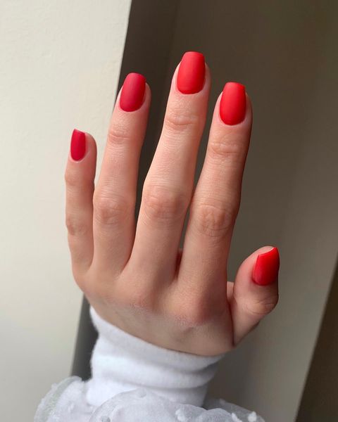 red nails, red nails acrylic, red nails ideas, red nails designs, red nails aesthetic, red nail art, red nail art designs, red nail designs, matte nails, short nails