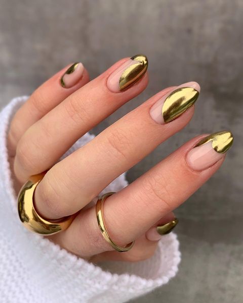 gold nails, gold nails ideas, gold nails acrylic, gold nails design, gold nails prom, gold nails short, gold nails aesthetic, gold nails ideas simple, chrome nails, chrome nails gold