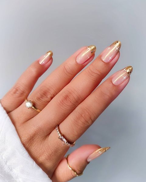 gold nails, gold nails ideas, gold nails acrylic, gold nails design, gold nails prom, gold nails short, gold nails aesthetic, gold nails ideas simple, star nails, star nails designs, star nails aesthetic