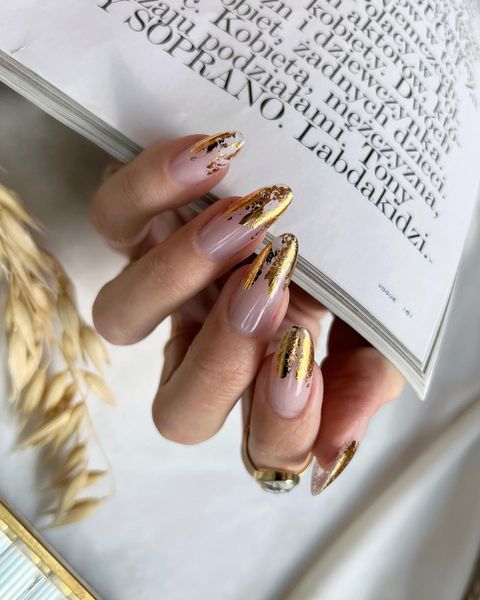 gold nails, gold nails ideas, gold nails acrylic, gold nails design, gold nails prom, gold nails short, gold nails aesthetic, gold nails ideas simple, gold leaf nails
