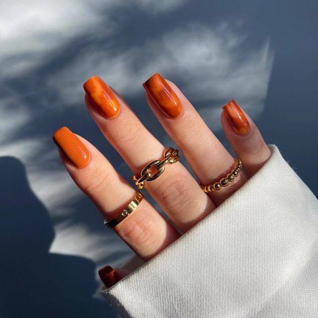 autumn nails, autumn nails 2022, autumn nails ideas, autumn nails design ideas, autumn nails aesthetic, autumn nails 2022 trends, autumn nails ideas simple, autumn nails design ideas simple, fall nails , fall nails 2022, fall nails acrylic, fall nails designs, fall nails simple, marble nails