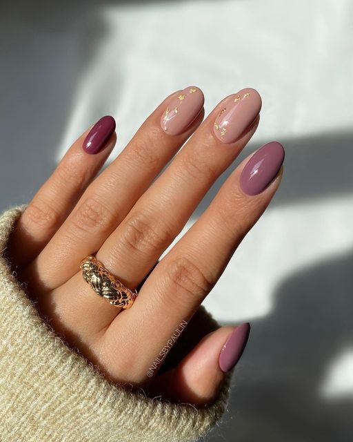 autumn nails, autumn nails 2022, autumn nails ideas, autumn nails design ideas, autumn nails aesthetic, autumn nails 2022 trends, autumn nails ideas simple, autumn nails design ideas simple, fall nails , fall nails 2022, fall nails acrylic, fall nails designs, fall nails simple, pink nails